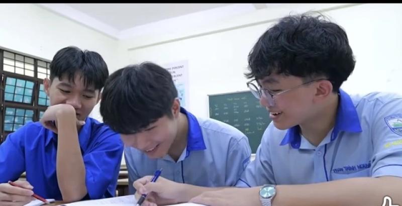 Thủ khoa THPT Gia Lai Phan Trịnh Nguyên với ước mơ trở thành giáo viên Toán - Ảnh 2. Thủ khoa THPT Gia Lai Phan Trịnh Nguyên với ước mơ trở thành giáo viên Toán - Ảnh 2.