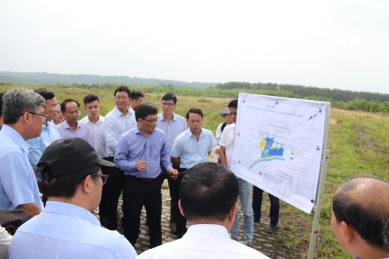 Chủ tịch Lâm Đồng họp giữa rừng chỉ đạo tháo gỡ khó khăn cho KCN Sơn Mỹ - Ảnh 1. Chủ tịch Lâm Đồng họp giữa rừng chỉ đạo tháo gỡ khó khăn cho KCN Sơn Mỹ - Ảnh 1.