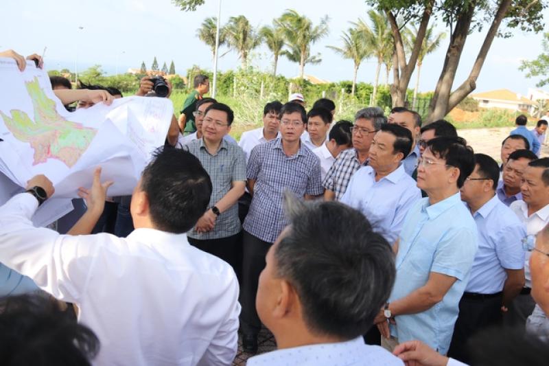 Chủ tịch UBND tỉnh Lâm Đồng Hồ Văn Mười khảo sát dự án rừng dầu Hồng Liêm - Ảnh 1. Chủ tịch UBND tỉnh Lâm Đồng Hồ Văn Mười khảo sát dự án rừng dầu Hồng Liêm - Ảnh 1.