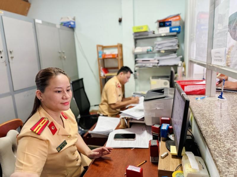 CSGT TP.HCM hướng dẫn cách nộp phạt vi phạm giao thông online mới nhất 2025 - Ảnh 1.