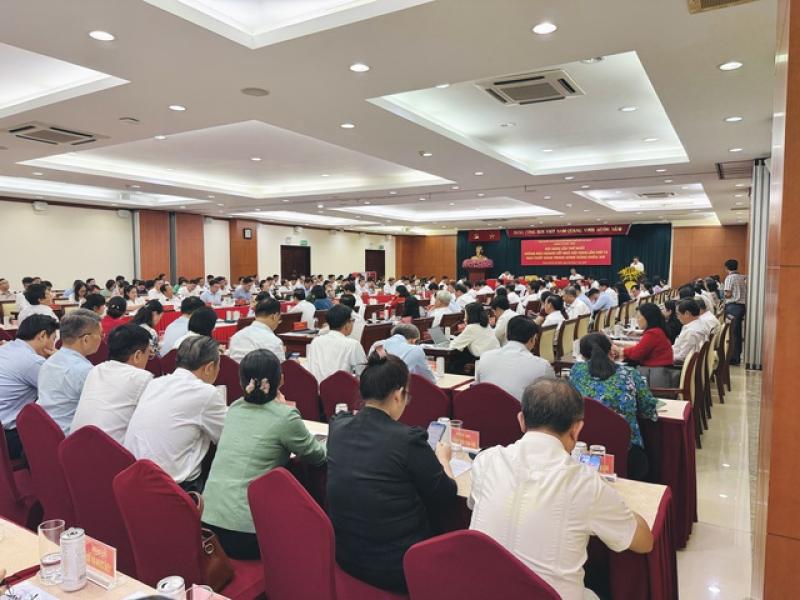 TP.HCM thông báo nhanh kết quả Hội nghị Trung ương Đảng tới bí thư 168 phường, xã- Ảnh 1.