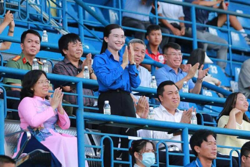 Sôi nổi khai mạc giải bóng đá thiếu niên U.13 toàn quốc Yamaha Cup 2025- Ảnh 1. Sôi nổi khai mạc giải bóng đá thiếu niên U.13 toàn quốc Yamaha Cup 2025- Ảnh 1.