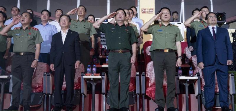 Giải bóng đá Công an-Cảnh sát thành công rực rỡ, thương hiệu Việt Nam được lan tỏa mạnh mẽ- Ảnh 1. Giải bóng đá Công an-Cảnh sát thành công rực rỡ, thương hiệu Việt Nam được lan tỏa mạnh mẽ- Ảnh 1.