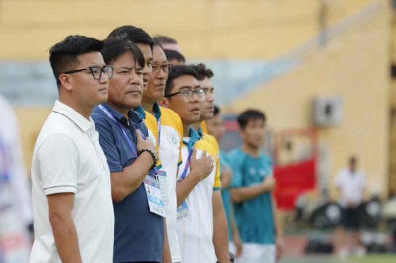 Hà Nội FC gia hạn hợp đồng với HLV Nhật Bản Teguramori: Quyết lấy lại ngôi vương- Ảnh 1. Hà Nội FC gia hạn hợp đồng với HLV Nhật Bản Teguramori: Quyết lấy lại ngôi vương- Ảnh 1.