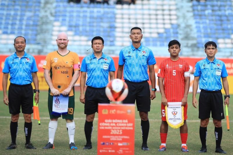 Giải bóng đá Công an-Cảnh sát thành công rực rỡ, thương hiệu Việt Nam được lan tỏa mạnh mẽ- Ảnh 6. Giải bóng đá Công an-Cảnh sát thành công rực rỡ, thương hiệu Việt Nam được lan tỏa mạnh mẽ- Ảnh 6.