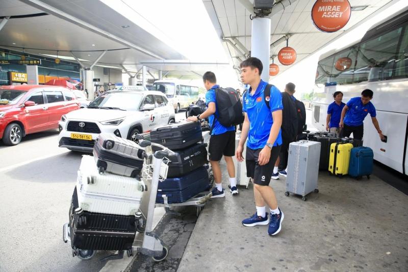 U.23 Việt Nam lên đường dự giải U.23 Đông Nam Á: Quyết mang cúp trở về- Ảnh 2. U.23 Việt Nam lên đường dự giải U.23 Đông Nam Á: Quyết mang cúp trở về- Ảnh 2.