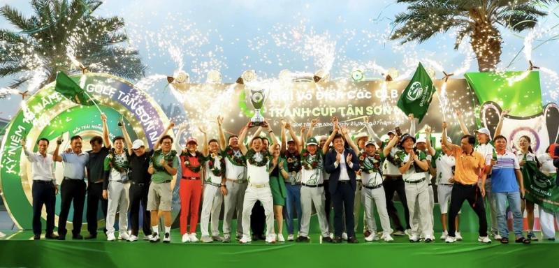 Golf Quảng Ngãi lên ngôi tại giải vô địch các CLB tranh Cúp Tân Sơn Nhất - Ảnh 1. Golf Quảng Ngãi lên ngôi tại giải vô địch các CLB tranh Cúp Tân Sơn Nhất - Ảnh 1.