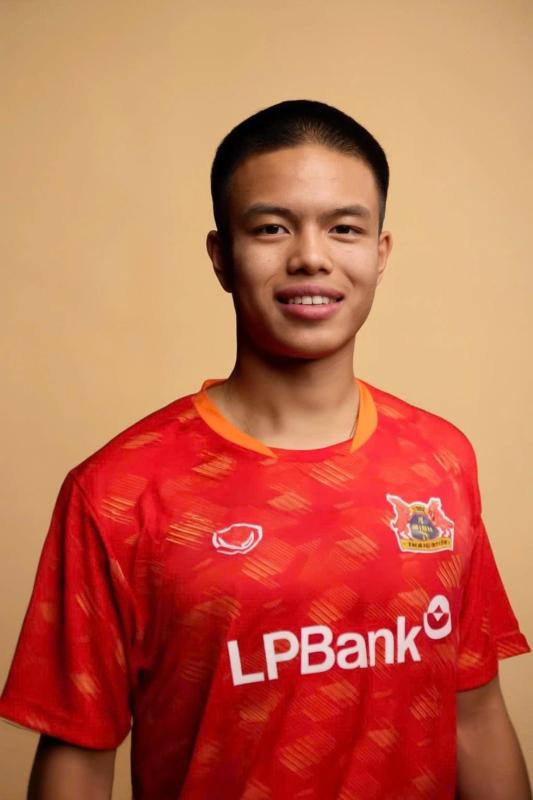 Sao trẻ Đỗ Nguyễn Thành Chung chính thức khoác áo Ninh Bình: Slavia Sofia hoàn tất chuyển nhượng - Ảnh 3. Sao trẻ Đỗ Nguyễn Thành Chung chính thức khoác áo Ninh Bình: Slavia Sofia hoàn tất chuyển nhượng - Ảnh 3.