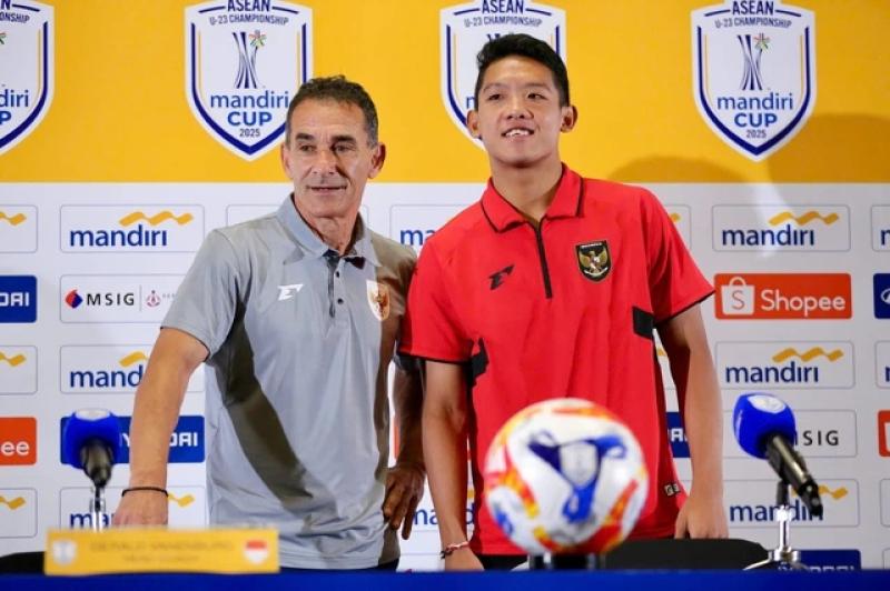 HLV chủ nhà Indonesia tuyên bố đanh thép: Sẽ đánh bại U.23 Thái Lan, không cần luyện đá luân lưu- Ảnh 1. HLV chủ nhà Indonesia tuyên bố đanh thép: Sẽ đánh bại U.23 Thái Lan, không cần luyện đá luân lưu- Ảnh 1.