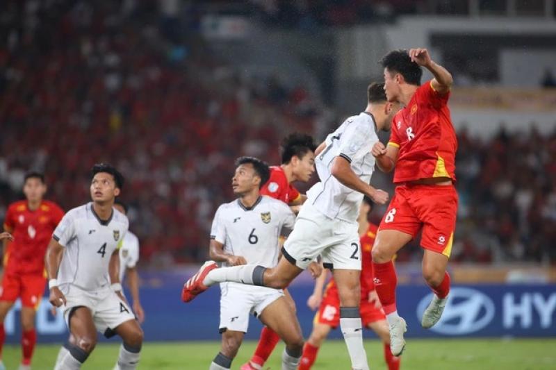 Báo chí Indonesia chê đội nhà đơn điệu, thiếu sáng tạo: Thua U.23 Việt Nam là đúng- Ảnh 3. Báo chí Indonesia chê đội nhà đơn điệu, thiếu sáng tạo: Thua U.23 Việt Nam là đúng- Ảnh 3.