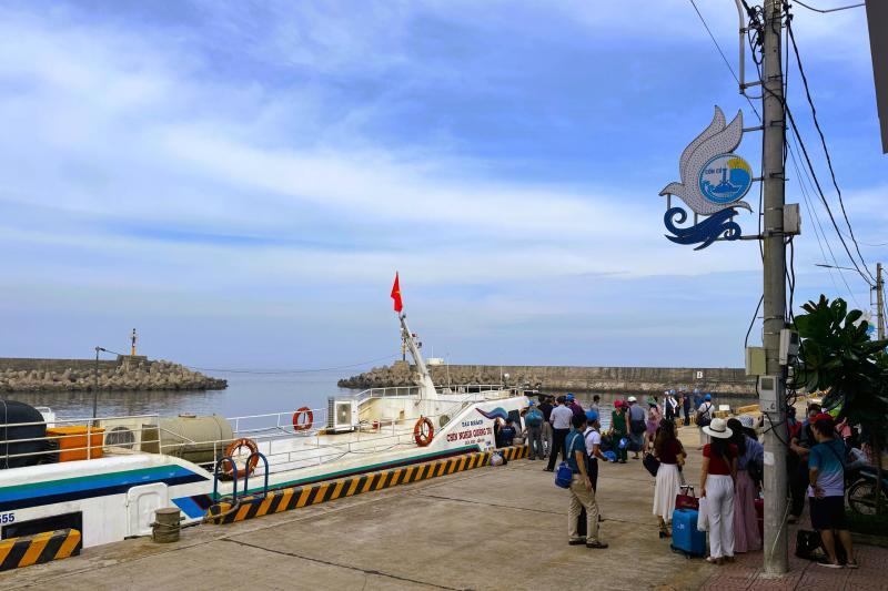 13 đặc khu của Việt Nam: Đặc khu Cồn Cỏ pháo đài xanh trên Biển Đông- Ảnh 28. 13 đặc khu của Việt Nam: Đặc khu Cồn Cỏ pháo đài xanh trên Biển Đông- Ảnh 28.