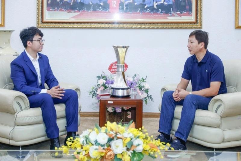 HLV Kim Sang-sik hé lộ đòn tâm lý cực 'độc': U.23 Việt Nam thắng là đương nhiên!- Ảnh 1. HLV Kim Sang-sik hé lộ đòn tâm lý cực 'độc': U.23 Việt Nam thắng là đương nhiên!- Ảnh 1.