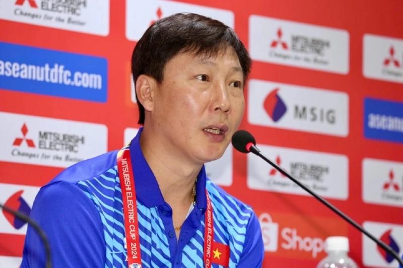 HLV Kim Sang-sik nói gì về U.23 Thái Lan và Indonesia trước giải Đông Nam Á?- Ảnh 2. HLV Kim Sang-sik nói gì về U.23 Thái Lan và Indonesia trước giải Đông Nam Á?- Ảnh 2.