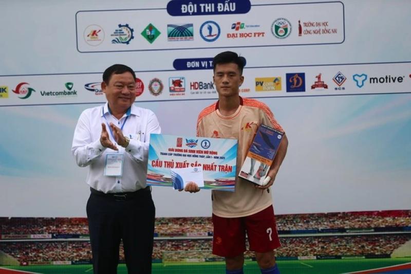 Huỳnh Quốc Cường, Phan Thanh Bình truyền cảm hứng cho giải sinh viên Trường ĐH Đồng Tháp- Ảnh 2. Huỳnh Quốc Cường, Phan Thanh Bình truyền cảm hứng cho giải sinh viên Trường ĐH Đồng Tháp- Ảnh 2.