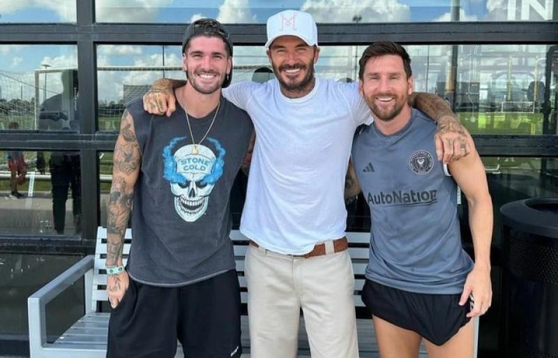 David Beckham chiều lòng Messi, chiêu mộ ‘vệ sĩ riêng’ từ đội tuyển làm quà gia hạn- Ảnh 1. David Beckham chiều lòng Messi, chiêu mộ ‘vệ sĩ riêng’ từ đội tuyển làm quà gia hạn- Ảnh 1.