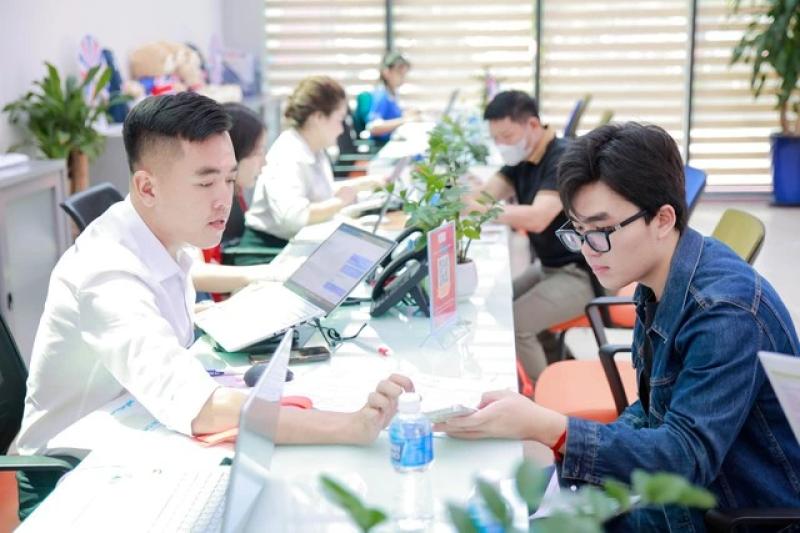 Một trường ĐH giảm điểm sàn xét tuyển từ 1-4 điểm so với năm trước - Ảnh 1.