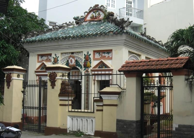 Mộ cổ 129 năm ở TP.HCM, của đại gia giàu thứ 3 Sài Gòn xưa- Ảnh 1. Mộ cổ 129 năm ở TP.HCM, của đại gia giàu thứ 3 Sài Gòn xưa- Ảnh 1.
