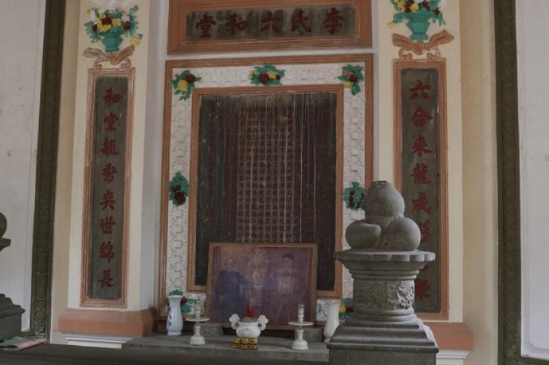 Mộ cổ 129 năm ở TP.HCM, của đại gia giàu thứ 3 Sài Gòn xưa- Ảnh 5. Mộ cổ 129 năm ở TP.HCM, của đại gia giàu thứ 3 Sài Gòn xưa- Ảnh 5.