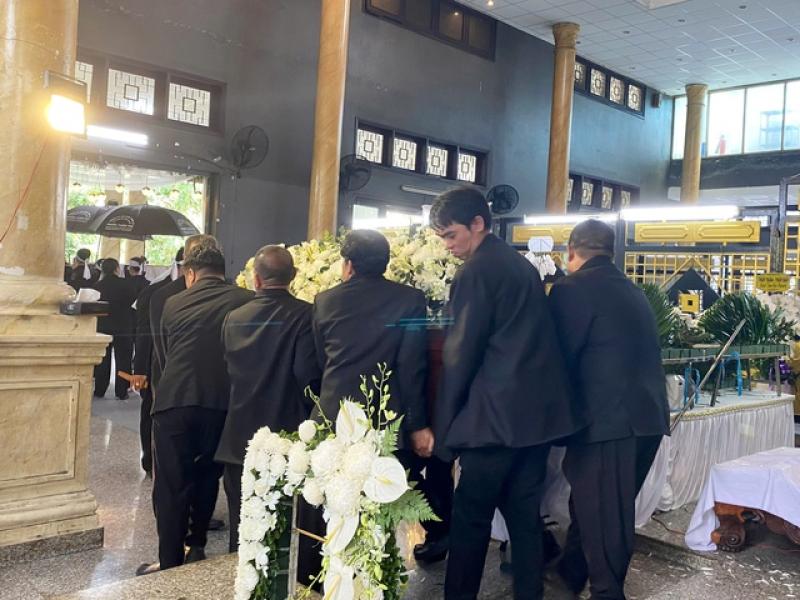 Nghề mai táng ở TP.HCM: 'Làm đẹp' cho phận người giã từ mãi mãi- Ảnh 3. Nghề mai táng ở TP.HCM: 'Làm đẹp' cho phận người giã từ mãi mãi- Ảnh 3.