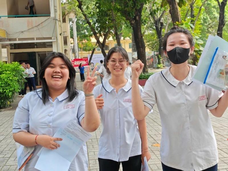 Ngày mai công bố điểm thi tốt nghiệp THPT, những lưu ý thí sinh cần biết - Ảnh 1.