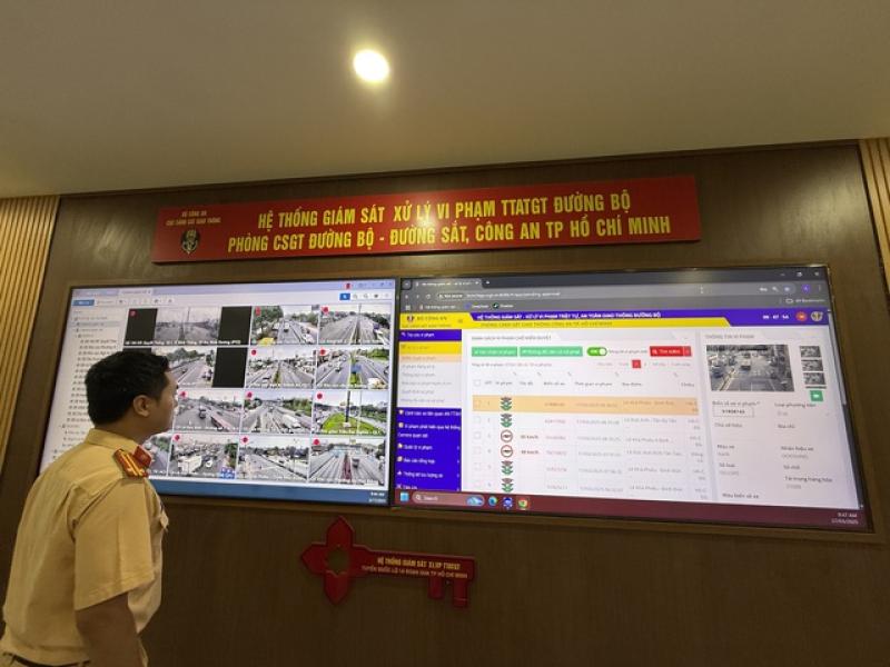 Chở người bệnh đi cấp cứu, chạy quá tốc độ có bị CSGT phạt nguội?- Ảnh 2. Chở người bệnh đi cấp cứu, chạy quá tốc độ có bị CSGT phạt nguội?- Ảnh 2.
