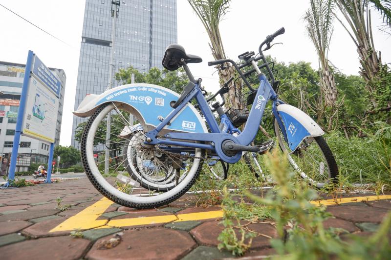 Phương tiện công cộng Hà Nội: 'Đa dạng nhưng chưa tiện'- Ảnh 12. Phương tiện công cộng Hà Nội: 'Đa dạng nhưng chưa tiện'- Ảnh 12.