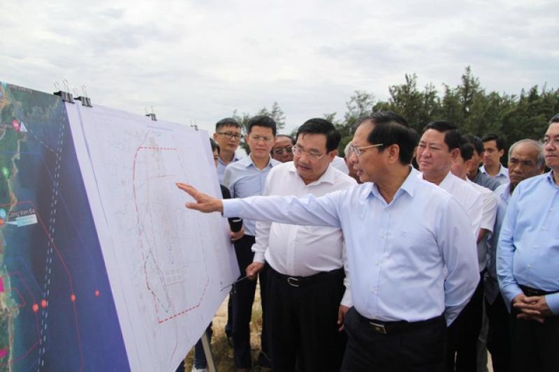 Phó thủ tướng Bùi Thanh Sơn kiểm tra địa điểm quy hoạch Nhà máy điện hạt nhân Ninh Thuận- Ảnh 1. Phó thủ tướng Bùi Thanh Sơn kiểm tra địa điểm quy hoạch Nhà máy điện hạt nhân Ninh Thuận- Ảnh 1.