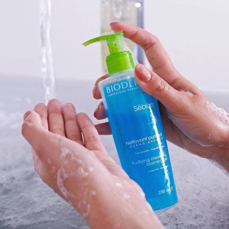 Top 7 sữa rửa mặt giá bình dân đến từ thương hiệu dược mỹ phẩm toàn cầu- Ảnh 7.