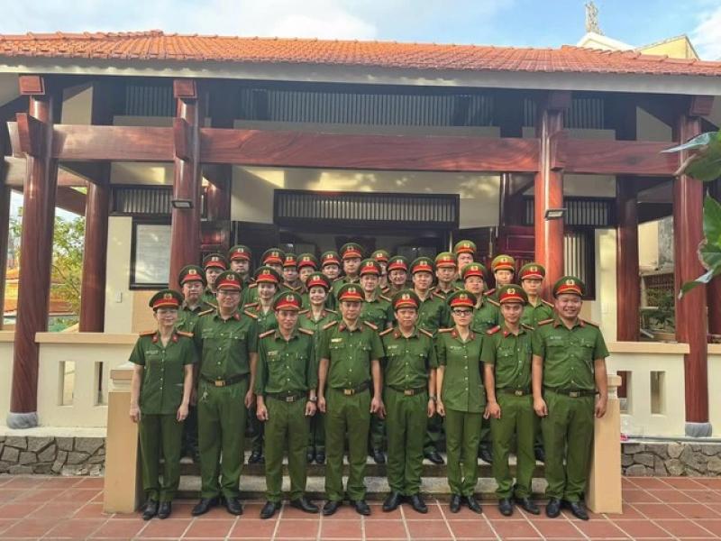 Công an TP.Đà Nẵng đặt mục tiêu kéo giảm phạm pháp hình sự- Ảnh 3. Công an TP.Đà Nẵng đặt mục tiêu kéo giảm phạm pháp hình sự- Ảnh 3.
