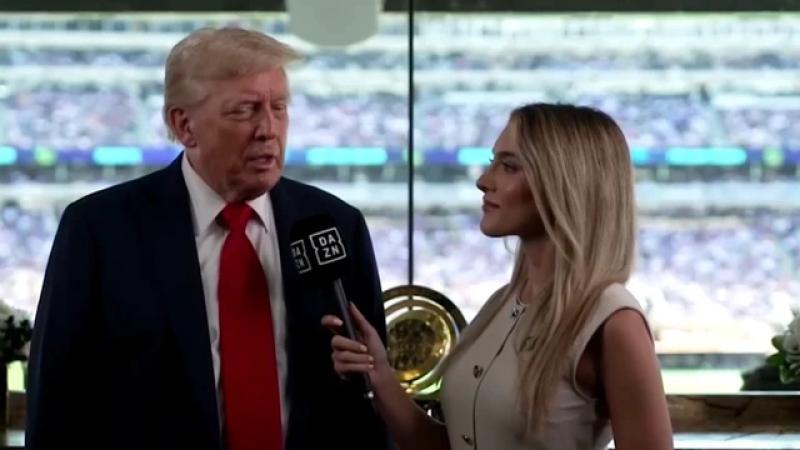 ‘Độc lạ’ Club World Cup: Tổng thống Trump giữ cúp xịn, đội vô địch Chelsea chỉ nhận bản sao- Ảnh 5. ‘Độc lạ’ Club World Cup: Tổng thống Trump giữ cúp xịn, đội vô địch Chelsea chỉ nhận bản sao- Ảnh 5.