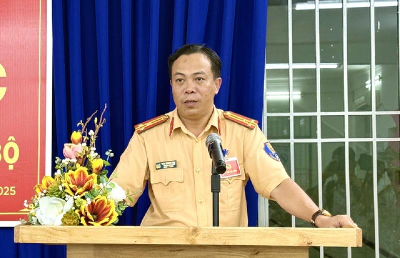 Trưởng phòng CSGT Công an TP.HCM công khai số điện thoại nhận phản ánh 24/7 - Ảnh 1.
