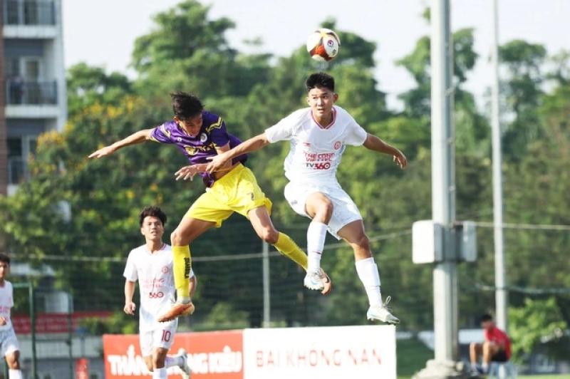 'Báu vật' của bầu Đức ghi bàn, HAGL thẳng tiến vào vòng chung kết U.21- Ảnh 5. 'Báu vật' của bầu Đức ghi bàn, HAGL thẳng tiến vào vòng chung kết U.21- Ảnh 5.