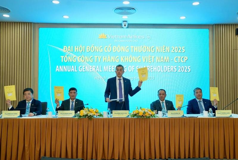 Thấy gì từ cuộc hồi sinh ngoạn mục của Vietnam Airlines?- Ảnh 1.