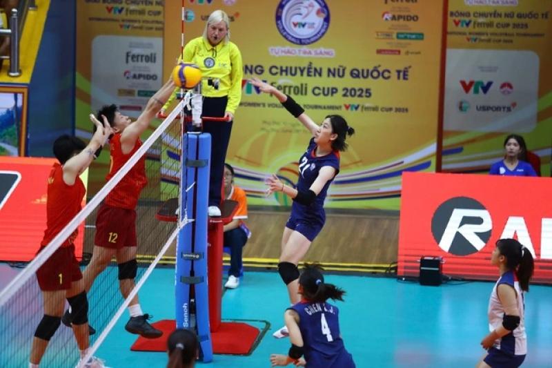 Xác định bán kết bóng chuyền VTV Cup, đội tuyển Việt Nam có đối thủ xứng tầm- Ảnh 2. Xác định bán kết bóng chuyền VTV Cup, đội tuyển Việt Nam có đối thủ xứng tầm- Ảnh 2.