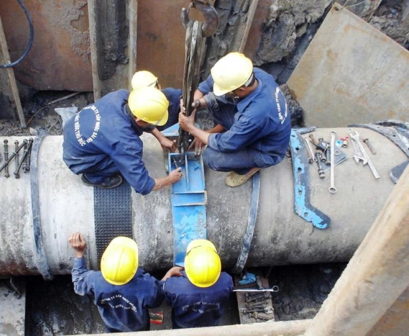 Hàng chục phường mới ở TP.HCM cúp nước trong 2 ngày cuối tuần - Ảnh 1.