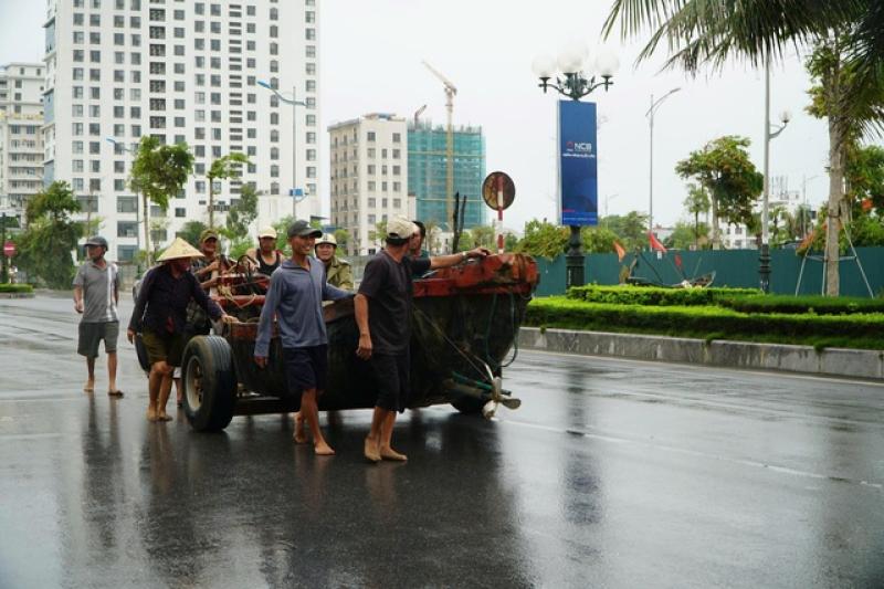 Bão số 3: Thanh Hóa rút ngắn thời gian họp HĐND để phòng, chống bão số 3 - Ảnh 2.
