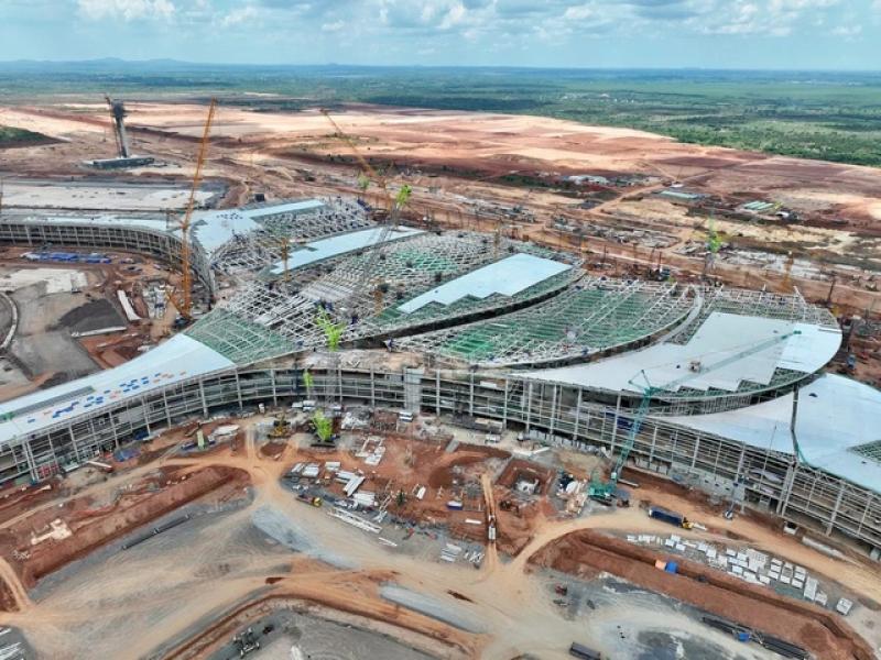'Siêu' sân bay tăng tốc- Ảnh 2. 'Siêu' sân bay tăng tốc- Ảnh 2.