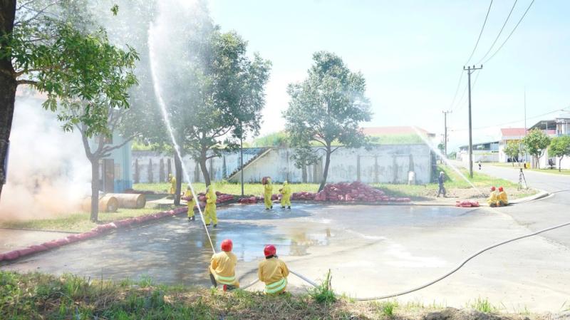 Đà Nẵng huy động lực lượng diễn tập xử lý rò rỉ khí độc ở nhà máy nước - Ảnh 9.