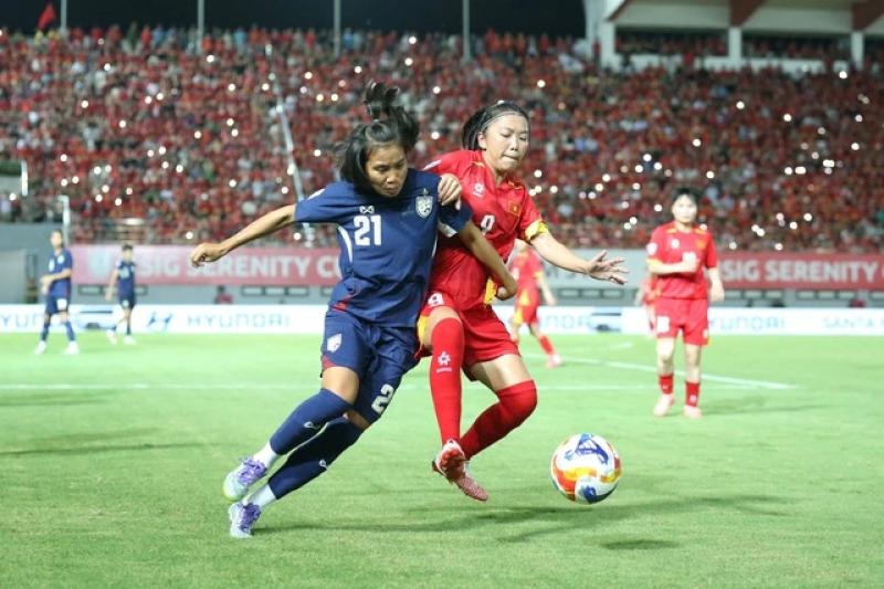 Mua vé cổ vũ đội tuyển nữ Việt Nam đấu bán kết AFF Cup thế nào, giá bao nhiêu?- Ảnh 2. Mua vé cổ vũ đội tuyển nữ Việt Nam đấu bán kết AFF Cup thế nào, giá bao nhiêu?- Ảnh 2.