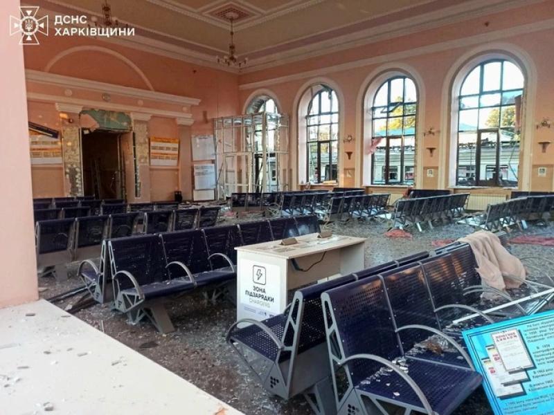 Chiến sự Ukraine ngày 1.259: Kharkiv bị oanh tạc ngay sau khi ông Zelensky đến thăm - Ảnh 4.