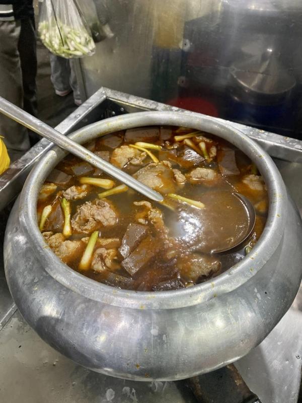 Vì sao bún bò Huế được vinh danh di sản văn hóa phi vật thể quốc gia? - Ảnh 6.