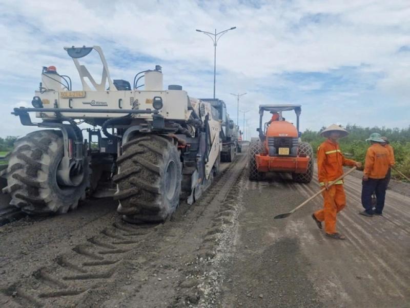 Sắp hoàn thành cao tốc huyết mạch ĐBSCL, từ Cần Thơ đi Rạch Giá chỉ 50 phút- Ảnh 2. Sắp hoàn thành cao tốc huyết mạch ĐBSCL, từ Cần Thơ đi Rạch Giá chỉ 50 phút- Ảnh 2.