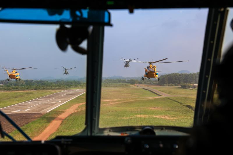 Không quân trực thăng dốc sức luyện tập bay diễu binh 2.9- Ảnh 5. Không quân trực thăng dốc sức luyện tập bay diễu binh 2.9- Ảnh 5.