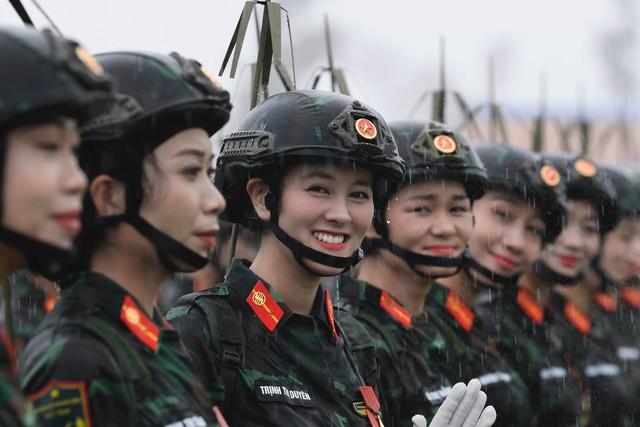 Cô gái sinh ngày 2.9 góp mặt trong đội hình diễu binh, diễu hành - Ảnh 3.