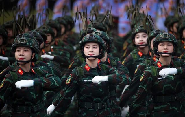 Cô gái sinh ngày 2.9 góp mặt trong đội hình diễu binh, diễu hành - Ảnh 4.