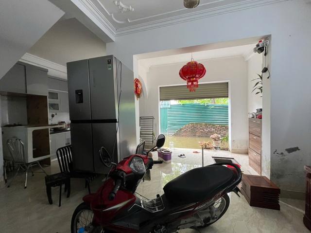 Xóm nhỏ Hà Nội nước ngập 6 ngày chưa rút- Ảnh 6.