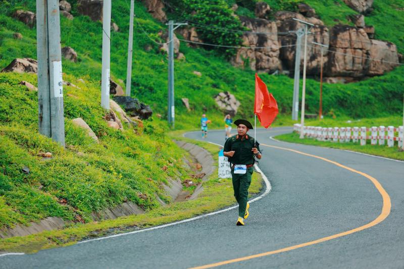 Marathon ở đặc khu Côn Đảo: Chạy những cung đường như tranh, cùng bảo vệ rùa biển - Ảnh 5.