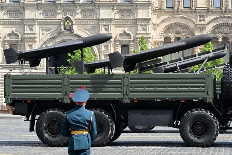 Ukraine gặp khó trước UAV, tên lửa mới của Nga - Ảnh 2.