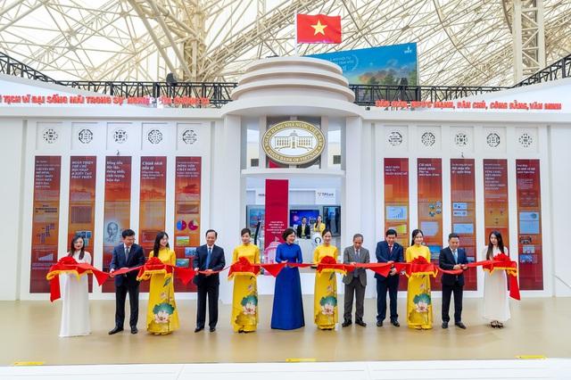 Thanh toán không chạm của VPBank: Điểm nhấn tiêu biểu trong ngành ngân hàng- Ảnh 1.