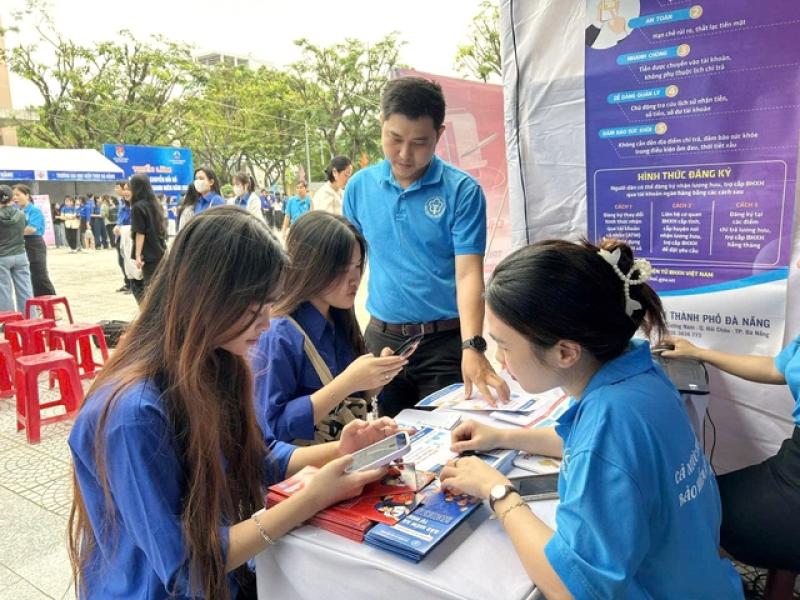 Chăm sóc sức khỏe chủ động ngay tại trường học- Ảnh 1. Chăm sóc sức khỏe chủ động ngay tại trường học- Ảnh 1.